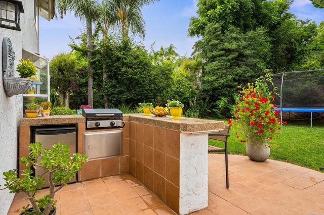 $1,945,000 | 2702 Jacaranda Avenue, Carlsbad, CA 92009