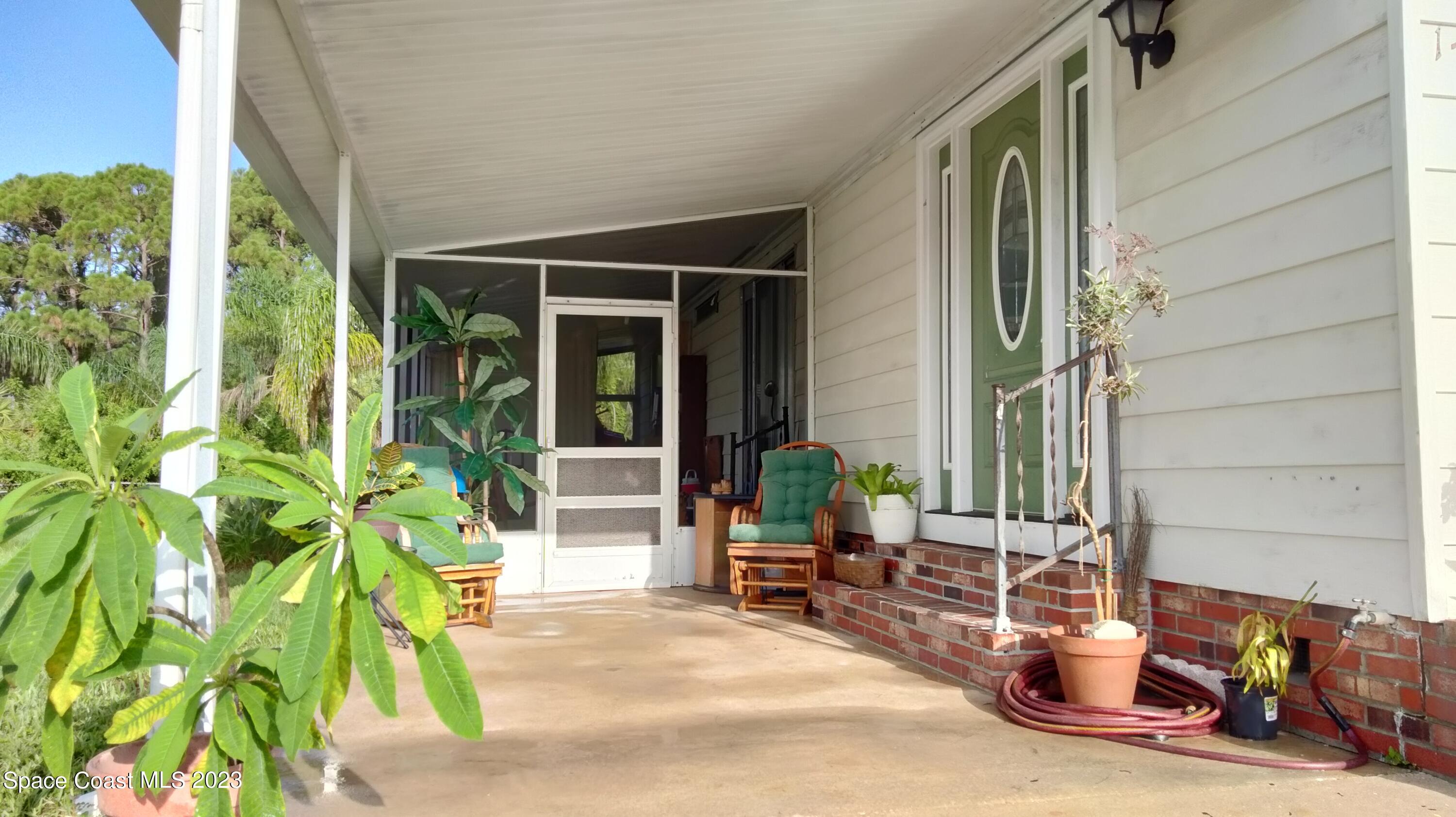 1748 Mango Street Northeast Palm Bay, FL 32905 - Photo 5 of 29 IMG20230724-004