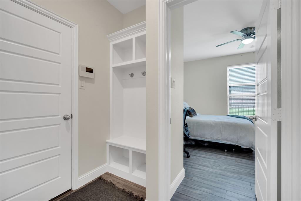 1601 Bear Path Way Gunter, TX 75058 - Photo 30 of 40 a room with a bed and a window