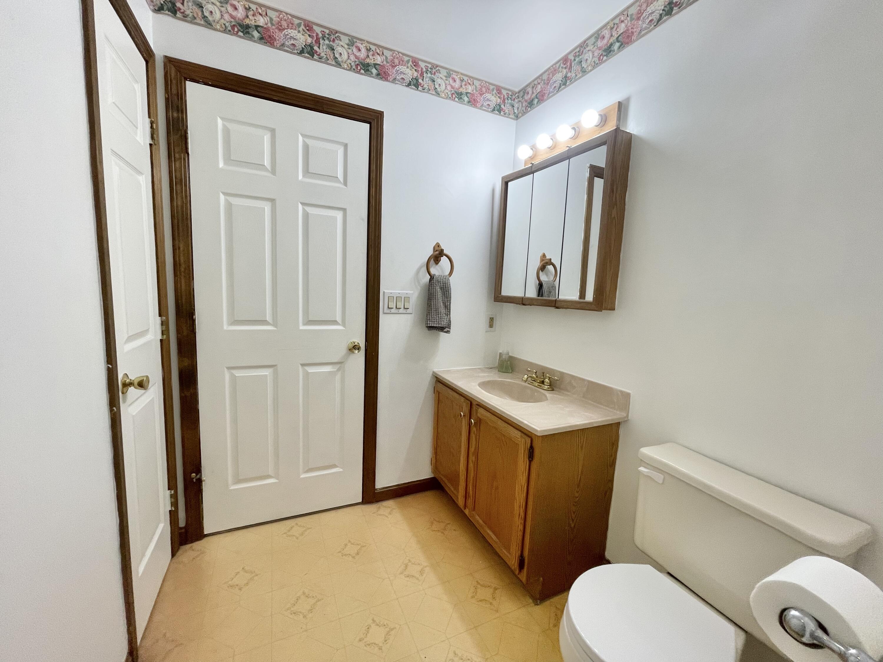 35 Anson Road Leeds, ME 04263 - Photo 21 of 32 DAFB48D5-7265-414B-B559-74E839E28568