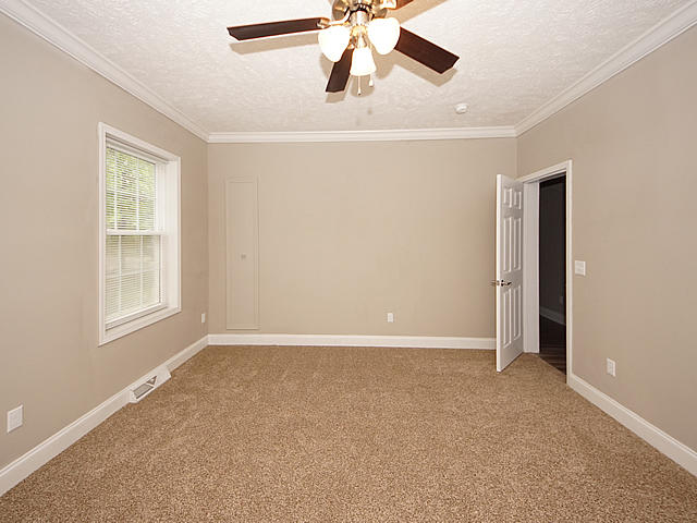 570 County Rd S-18-349 Ridgeville, SC 29472 - Photo 22 of 44 Crown Molding