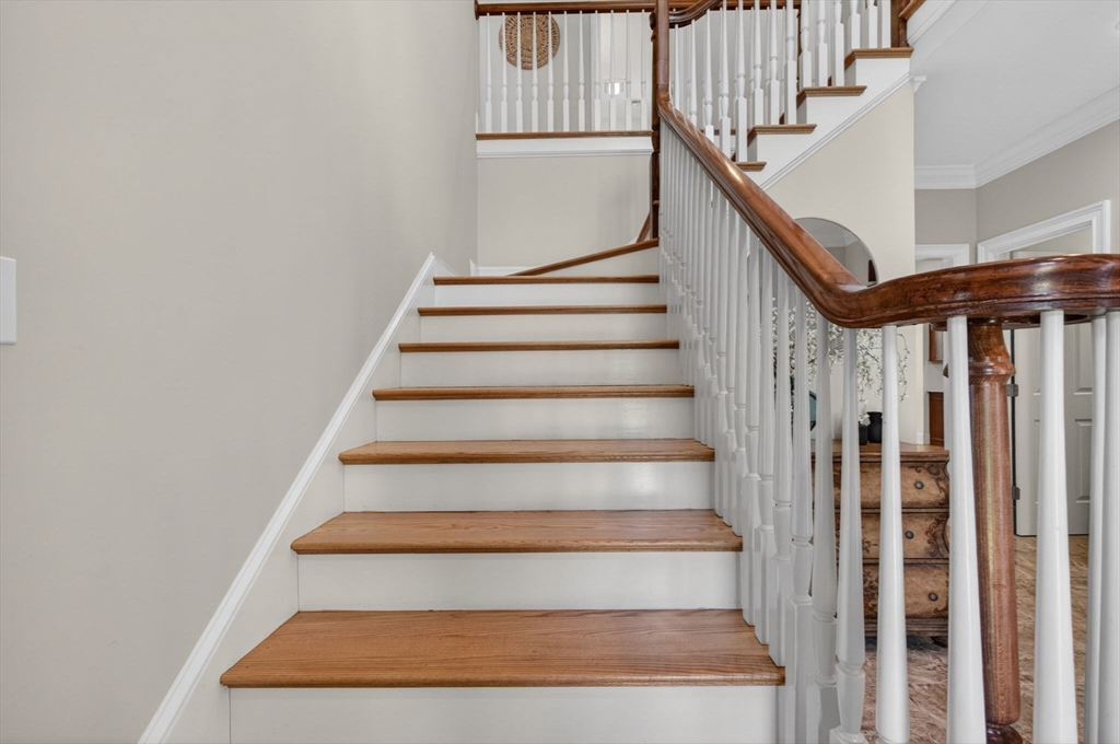 8 Fosters Pond Road Andover, MA 01810 - Photo 15 of 42
