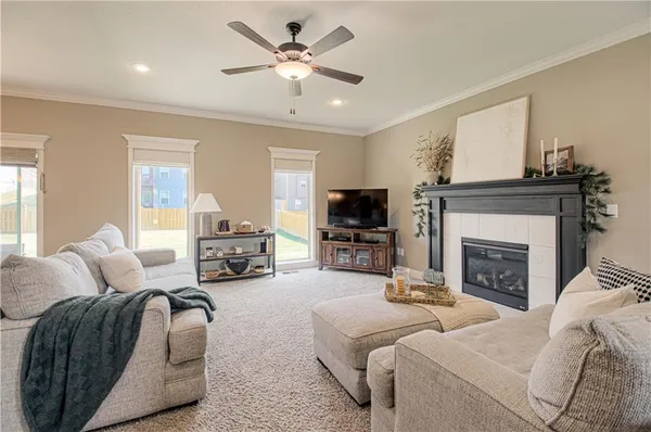 $460,000 | 10821 North Bristol Avenue, Kansas City, MO 64156