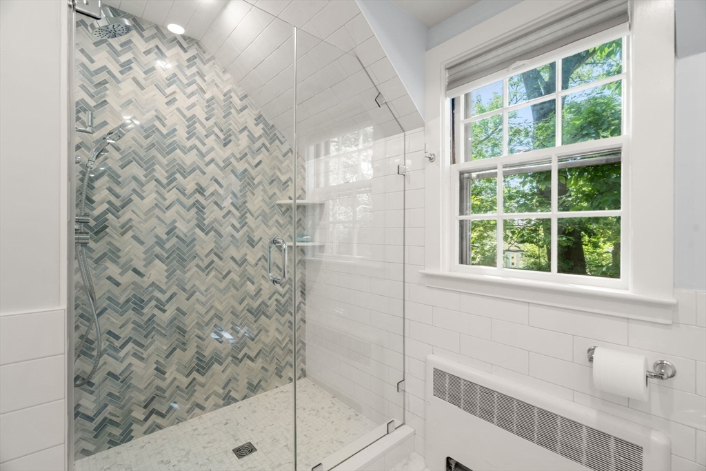 28 York Road Newton, MA 02468 - Photo 11 of 21