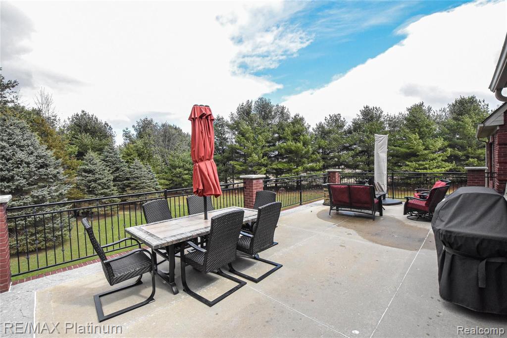 1410 Henderson Road Howell, MI 48855 - Photo 49 of 55