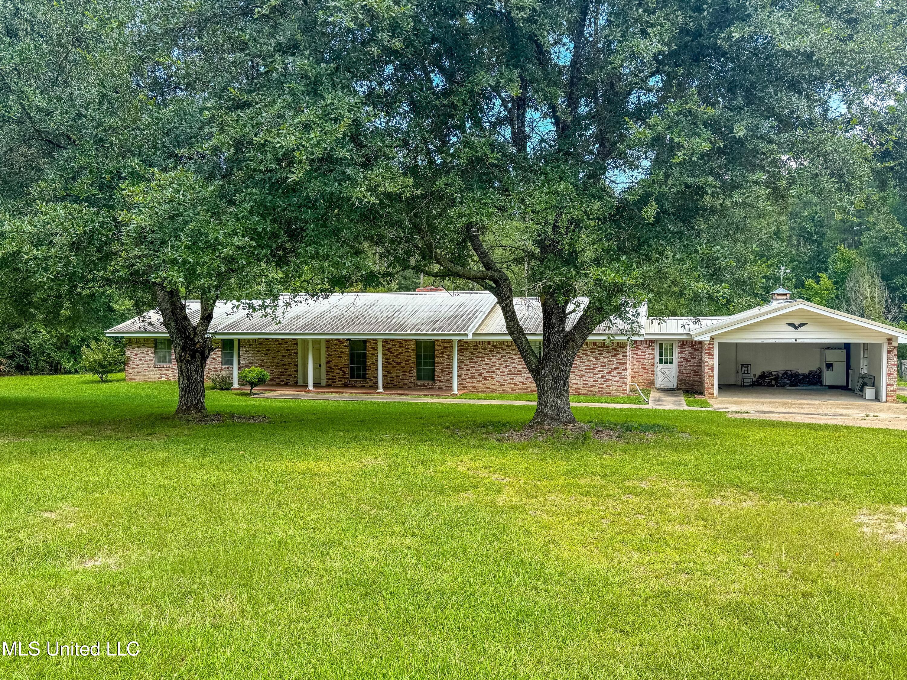 3415 Cato Road Braxton, MS 39044 - Photo 1 of 20 IMG_8178