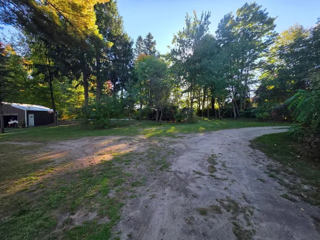 $130,000 | 22677 Rosella Drive, Pierson, MI 49339