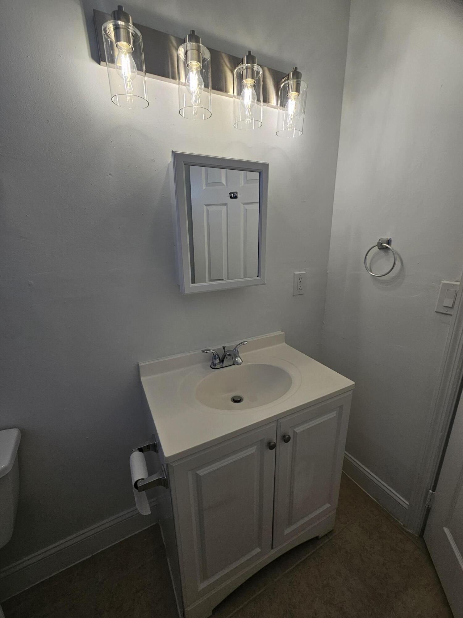 1605 West 10th Street Riviera Beach, FL 33404 - Photo 34 of 52 20260509_141236