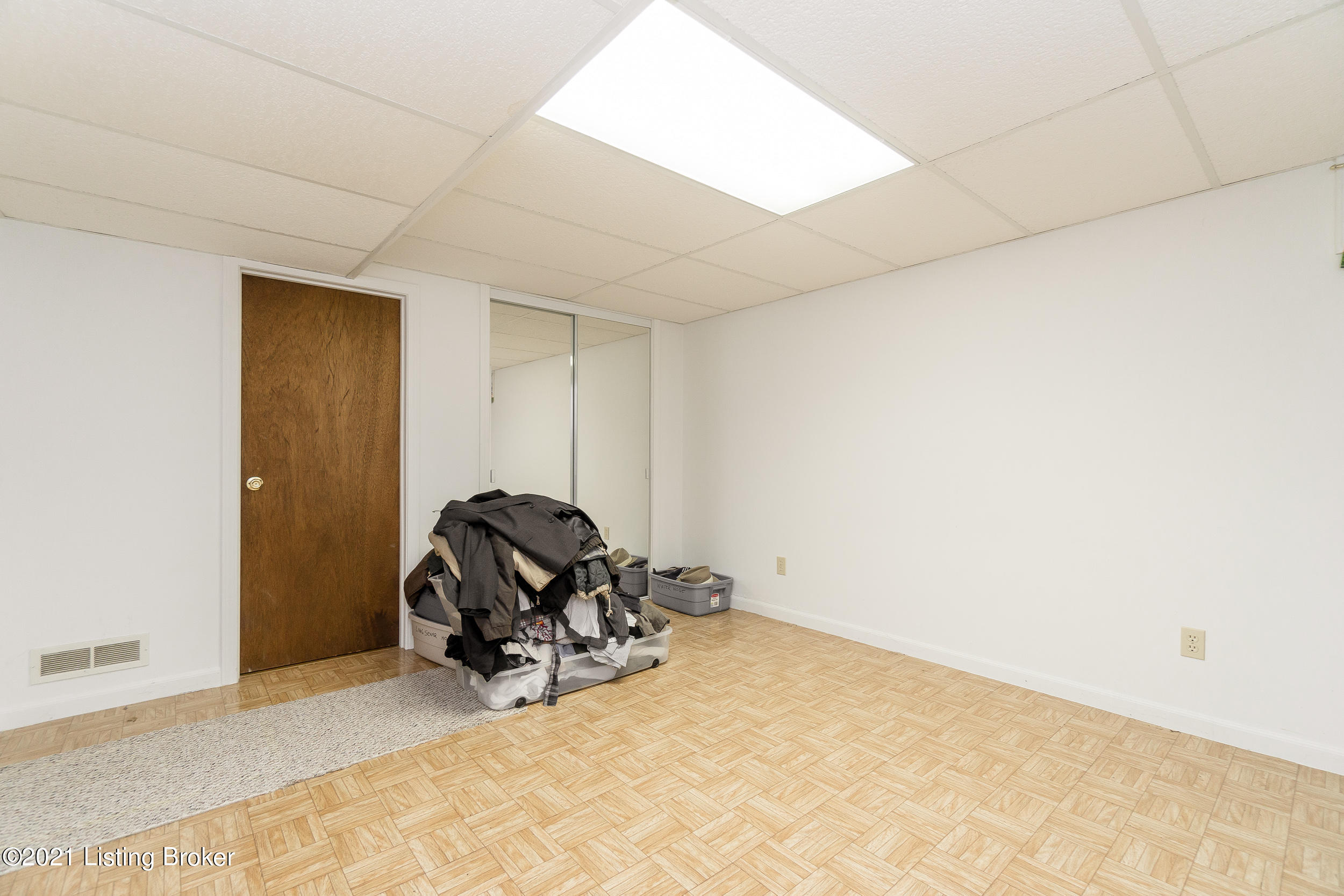 3815 Modesto Road Louisville, KY 40299 - Photo 44 of 52 3815 Modesto-53