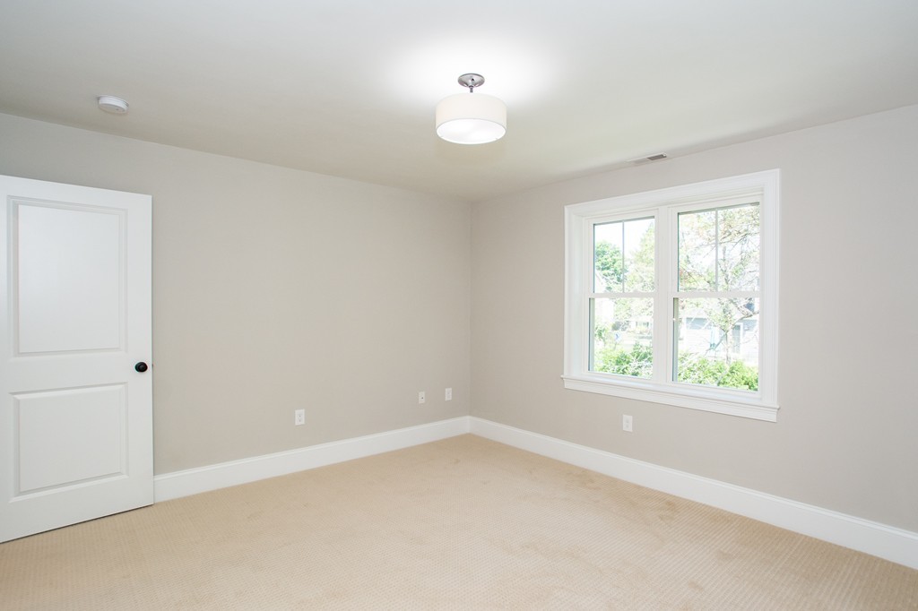 11 Wentworth Road Natick, MA 01760 - Photo 21 of 30 Gallery Image 21