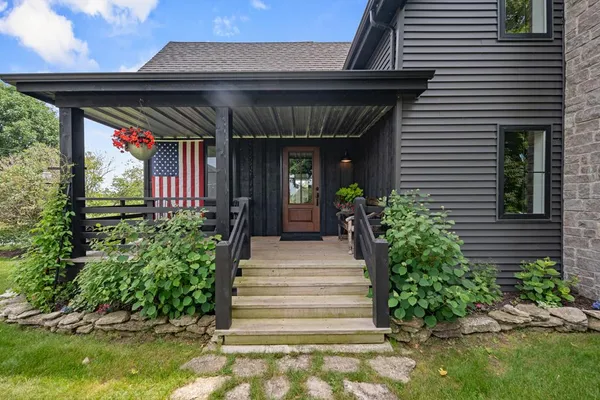 $1,100,000 | 633 Isle View Road, Ellison Bay, WI 54210