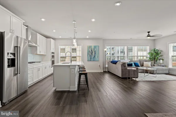 $3,650 | 106 St Ives Place, Unit 201, Oxon Hill, MD 20745