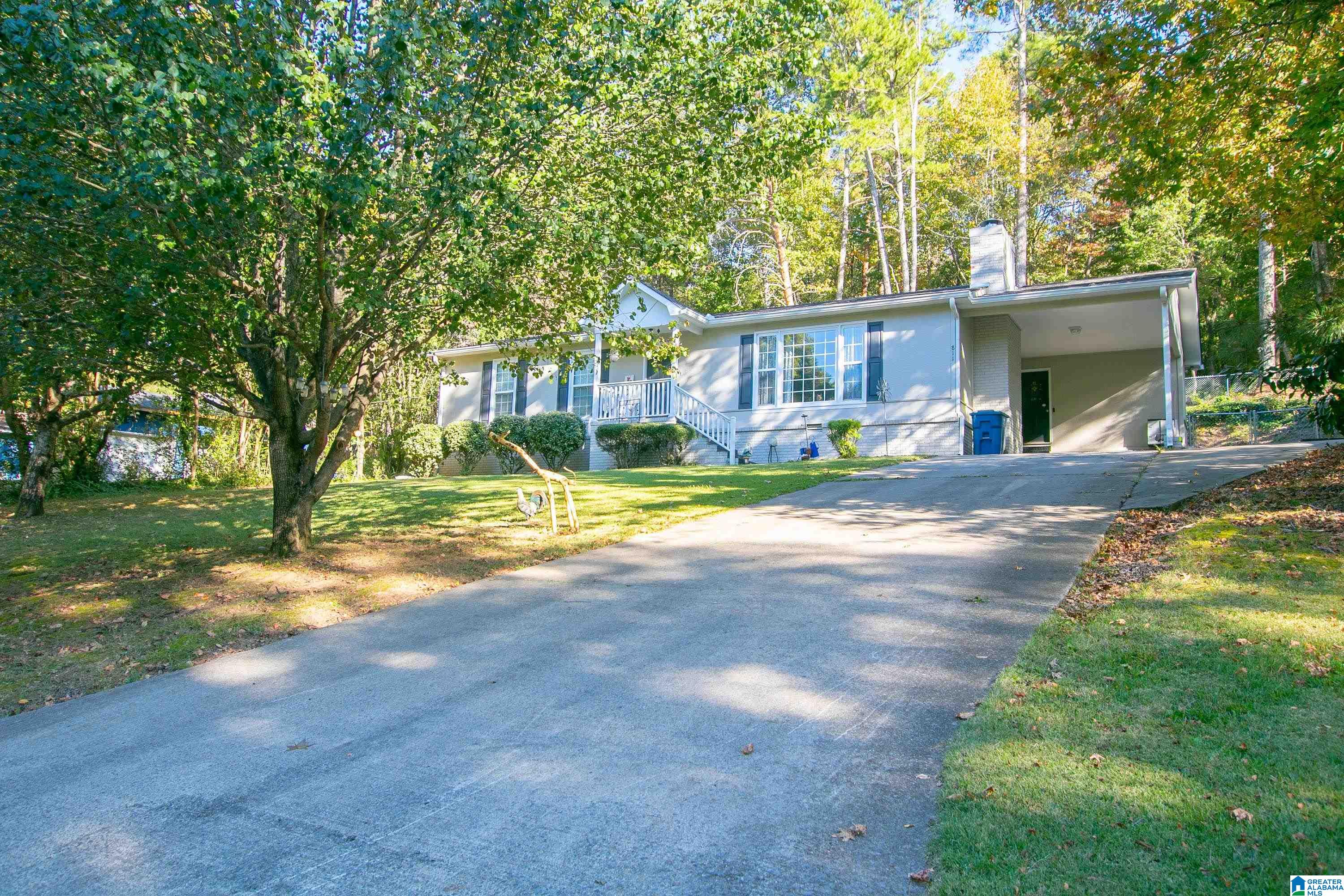 811 Sunshine Avenue Oneonta, AL 35121 - Photo 3 of 49