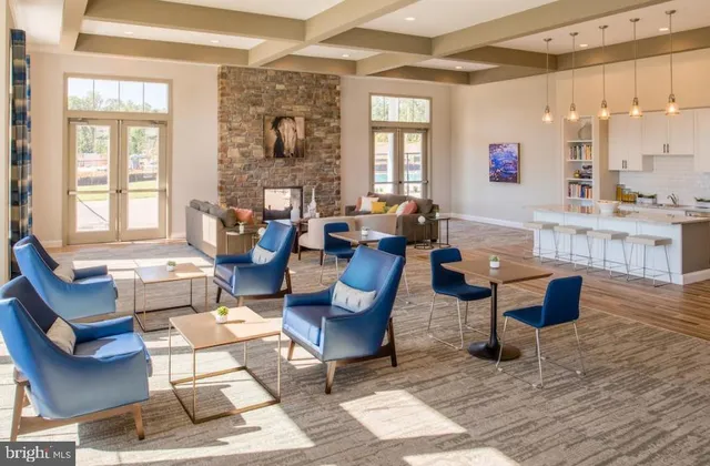 $2,395 | 322 Tree Line Drive, Fredericksburg, VA 22405