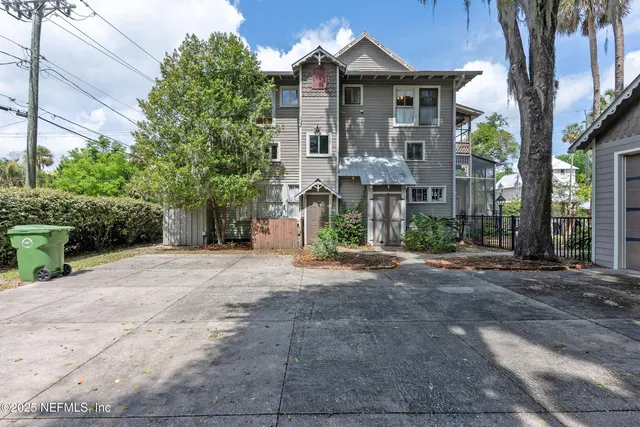 $395,000 | 627 Emmett Street, Palatka, FL 32177