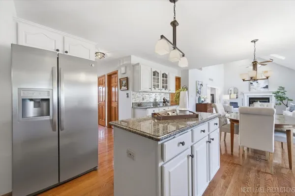 $550,000 | 1770 Fox Mead Court, Montgomery, IL 60538