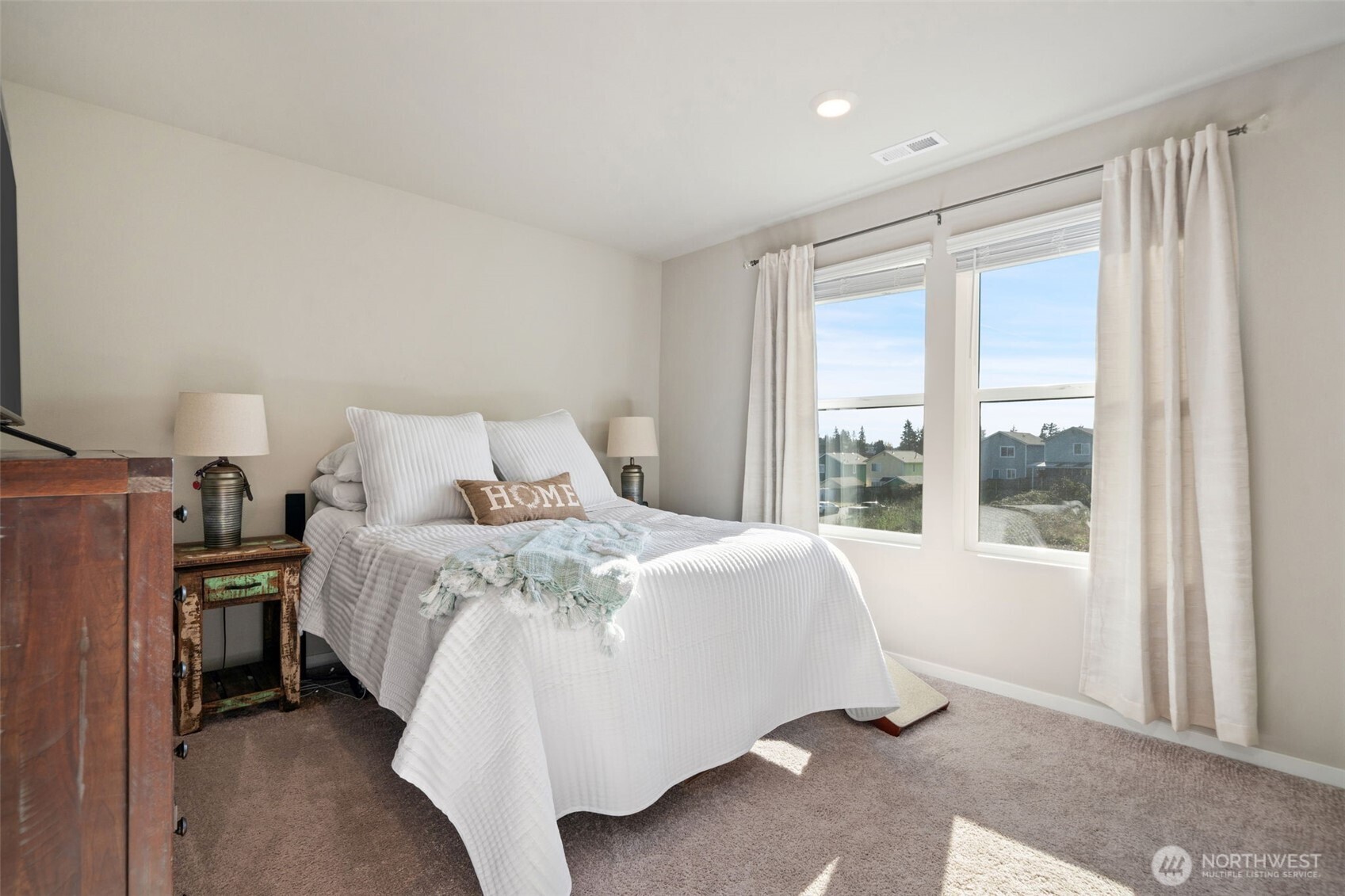 949 Tetherow Street Bremerton, WA 98310 - Photo 18 of 35 a bedroom with a bed and a window