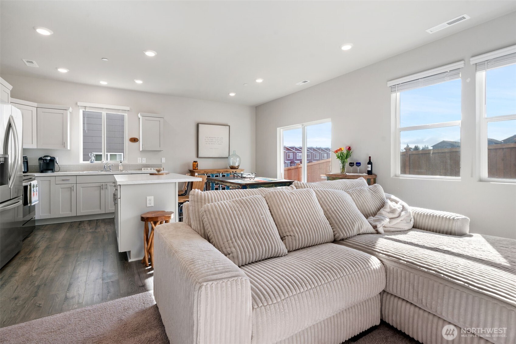 949 Tetherow Street Bremerton, WA 98310 - Photo 6 of 35 a living room with furniture and a large window
