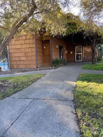 $530,000 | 1565 Parkway Drive, Rohnert Park, CA 94928