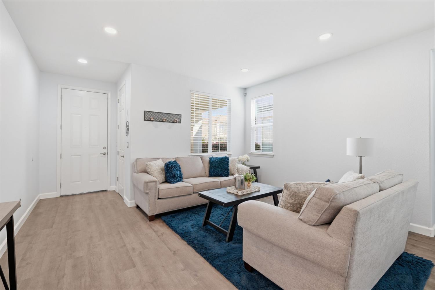 11744 Mani Circle Rancho Cordova, CA 95742 - Photo 10 of 48