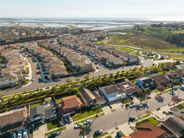 $5,975 | 5302 Kenilworth Drive, Huntington Beach, CA 92649