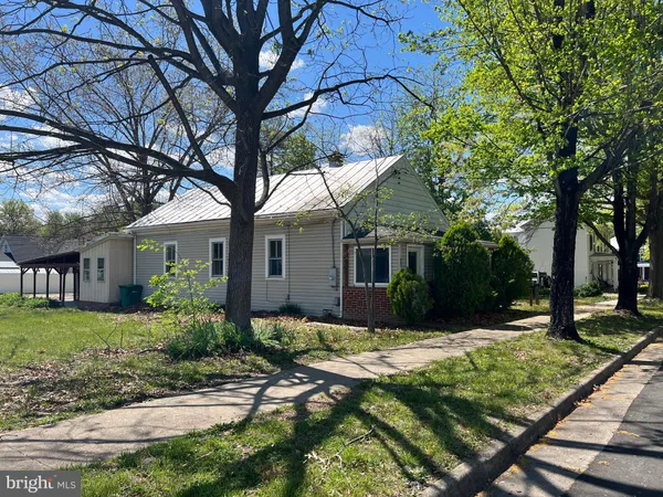 $185,000 | 203 6th Street, Grottoes, VA 24441