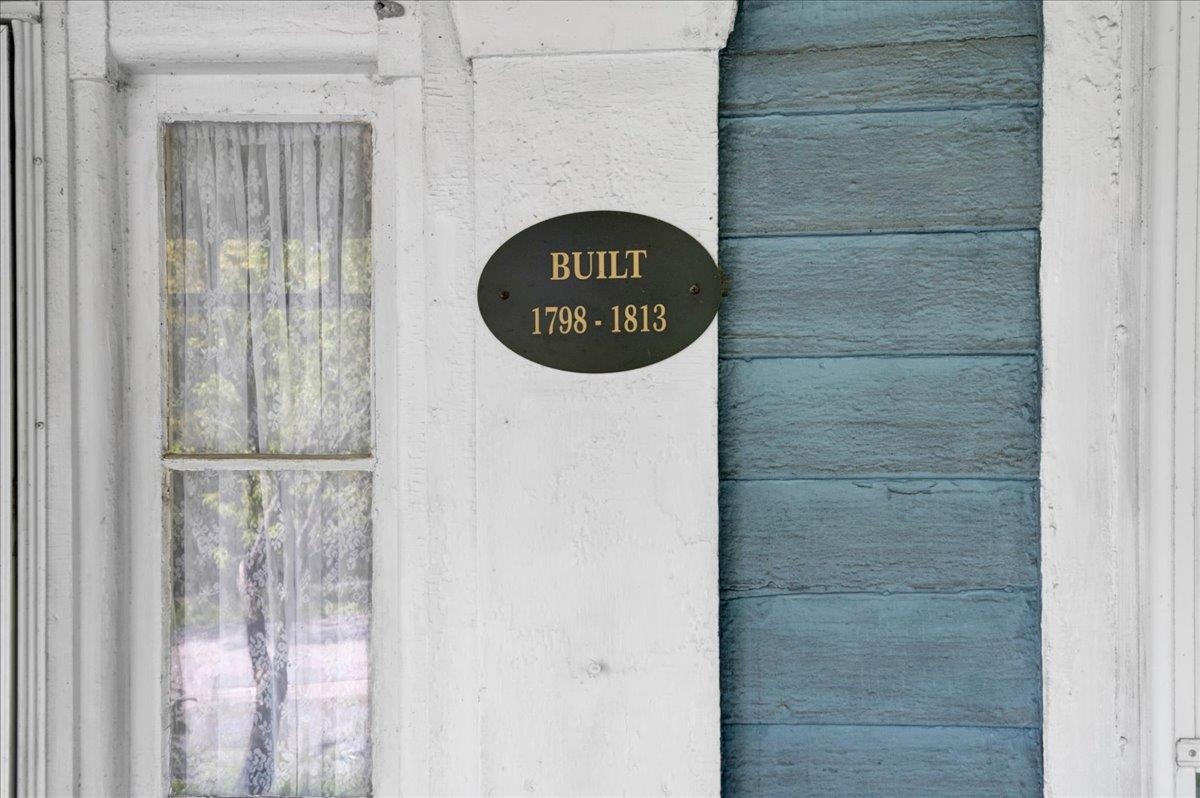21 Seminary Street Middlebury, VT 05753 - Photo 2 of 49