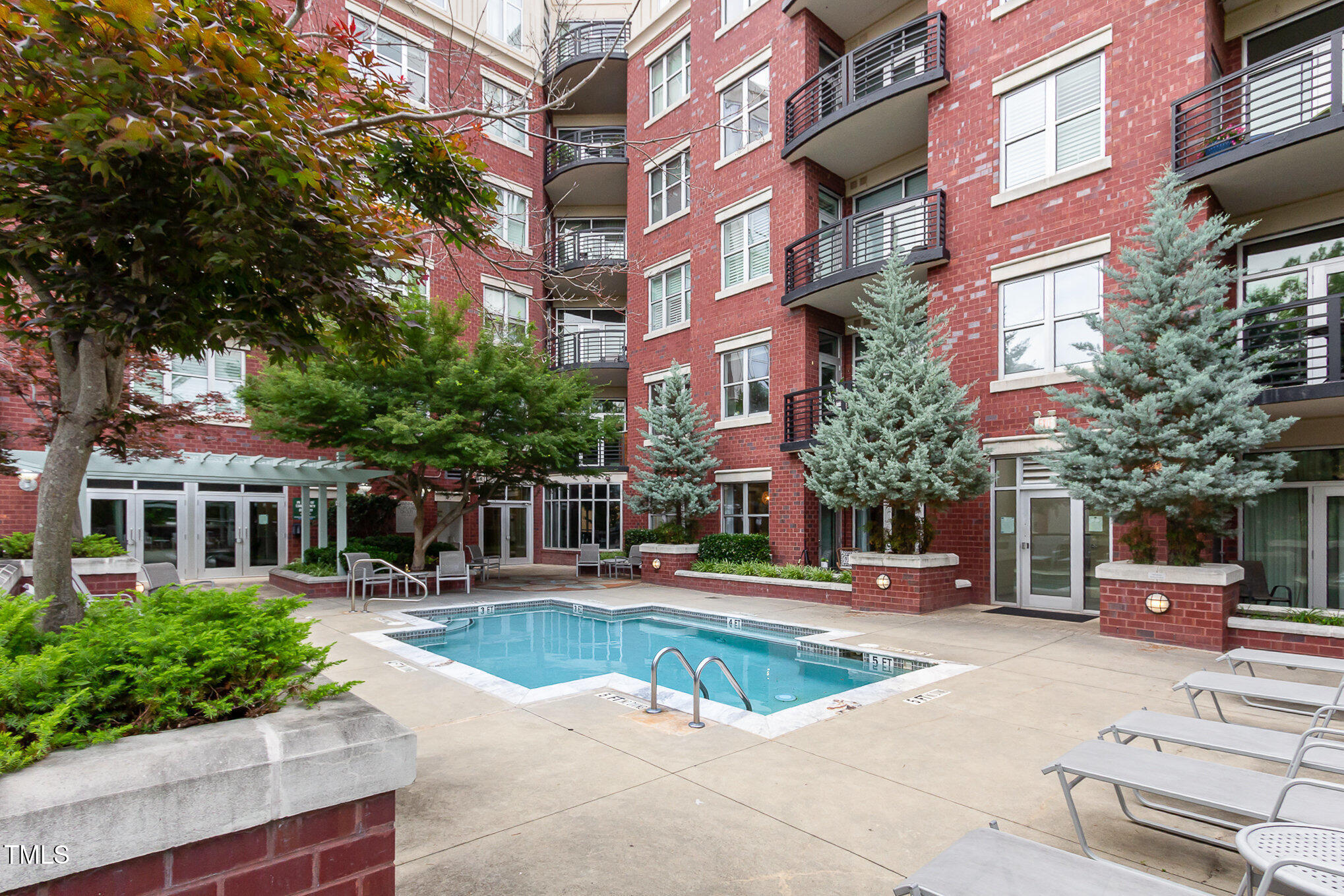618 North Boylan Avenue, Unit 520 Raleigh, NC 27603 - Photo 26 of 27 a view of a building with street view