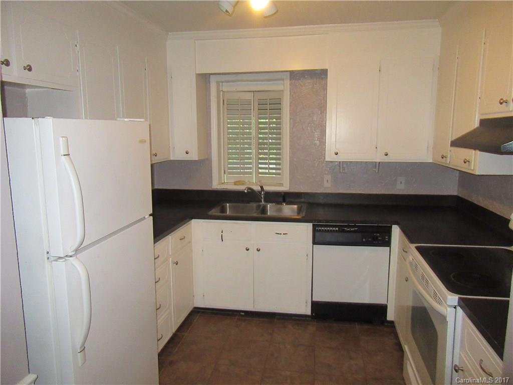 7525 Davis Road Mint Hill, NC 28227 - Photo 5 of 12 Gallery Image 5