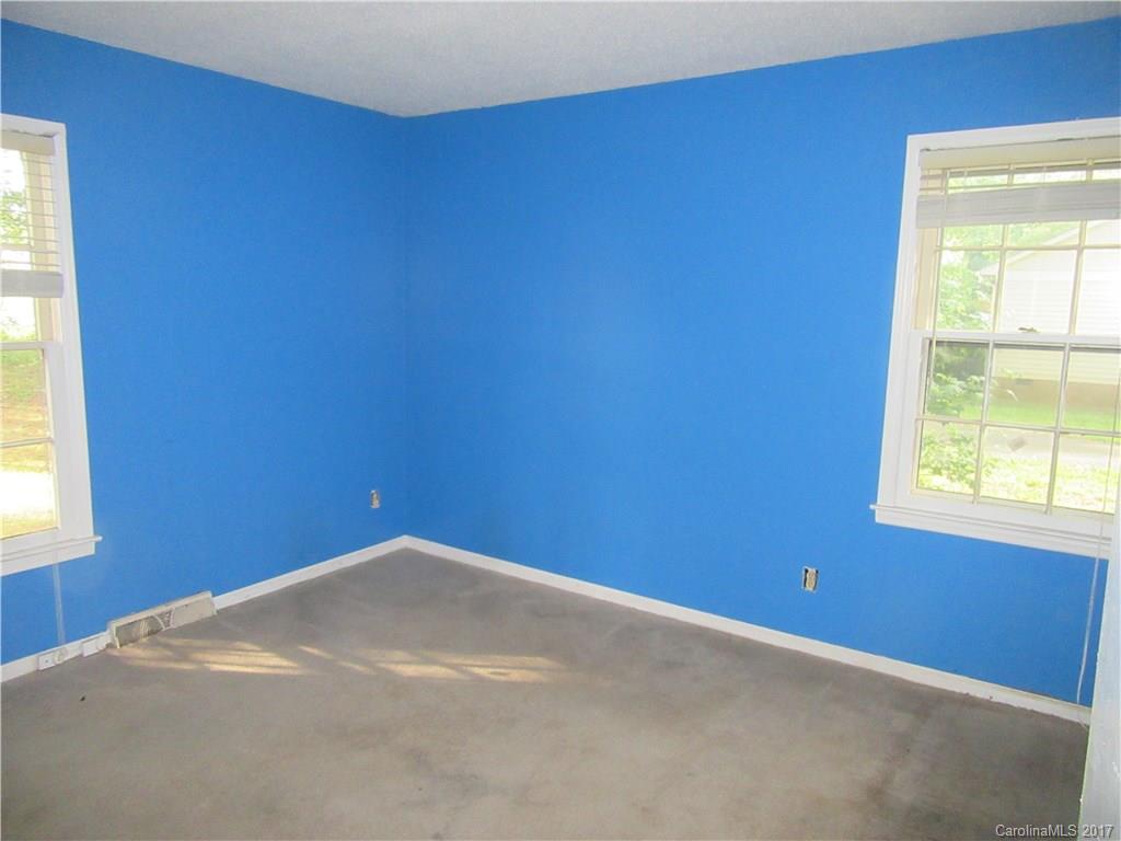7525 Davis Road Mint Hill, NC 28227 - Photo 8 of 12 Gallery Image 8