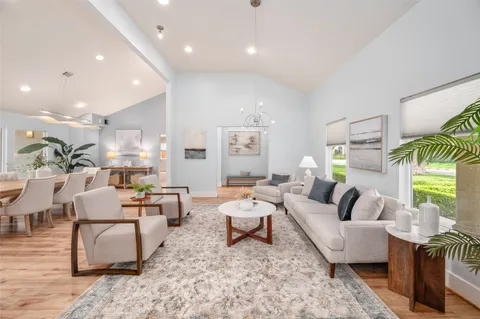 $1,290,000 | 4606 Staunton Street, Houston, TX 77027
