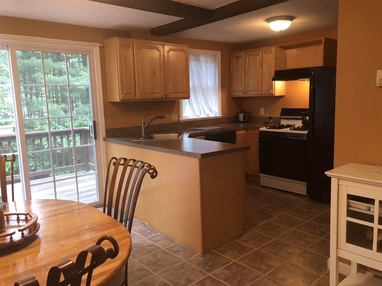 63 Cannongate III Road Nashua, NH 03063 - Photo 8 of 16 Gallery Image 8