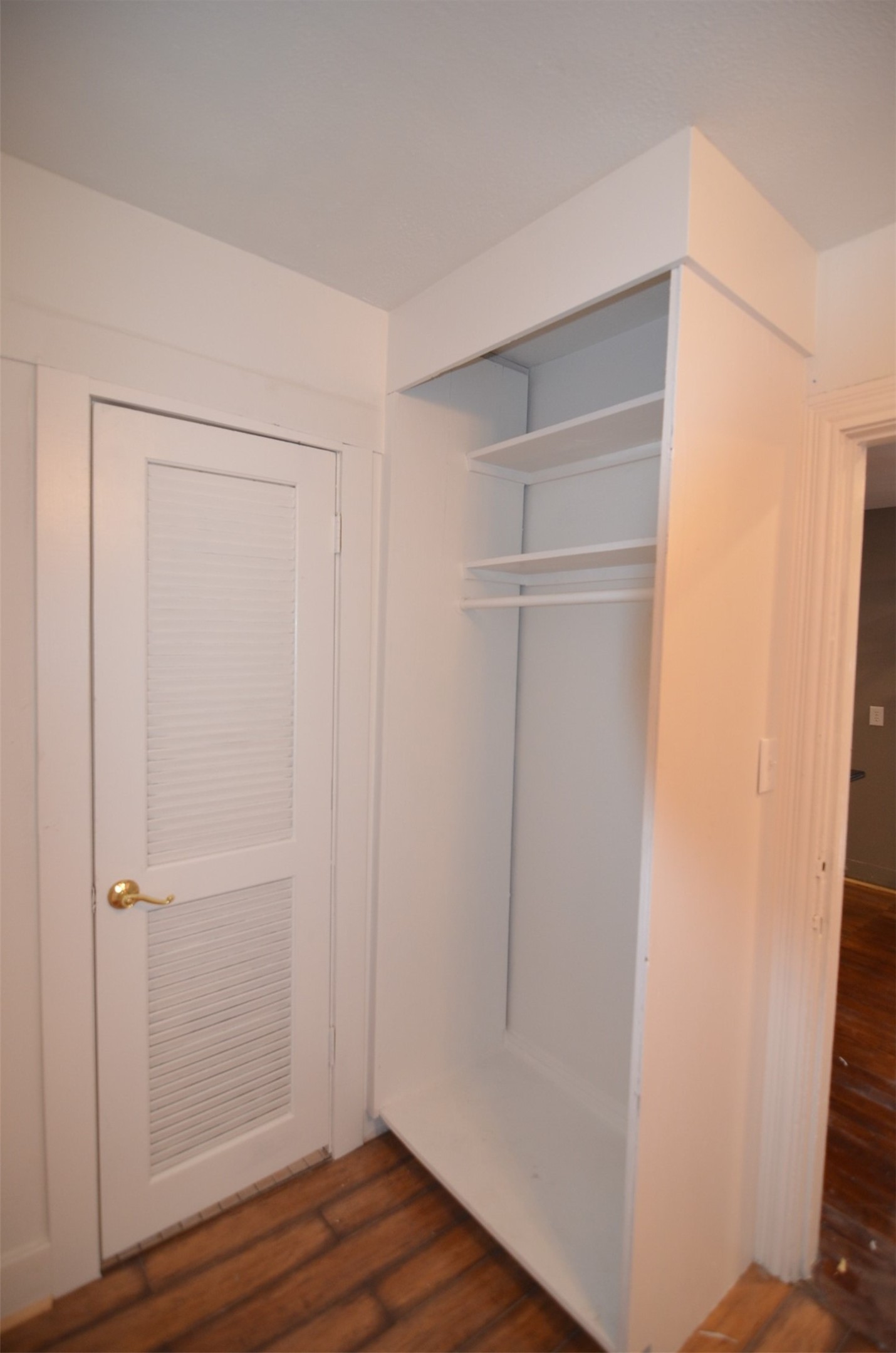 2123 Marion Street, Unit 1 Houston, TX 77009 - Photo 11 of 19 a view of an empty room