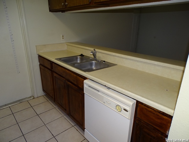 5215 Meadow Rise Street San Antonio, TX 78250 - Photo 10 of 21