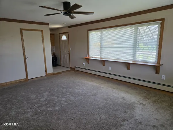 $1,900 | 328 Witter Road, Unit A, Altamont, NY 12009