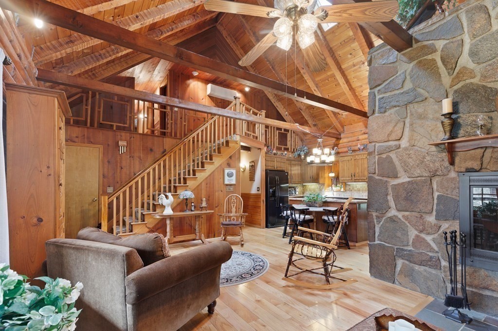 61 Bennett Road Hampden, MA 01036 - Photo 2 of 42