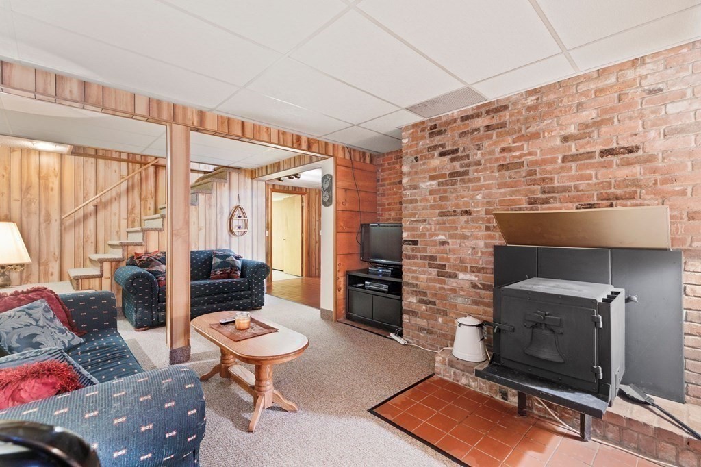 61 Bennett Road Hampden, MA 01036 - Photo 29 of 42