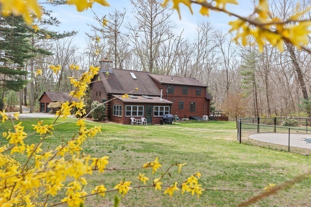 61 Bennett Road Hampden, MA 01036 - Photo 5 of 42