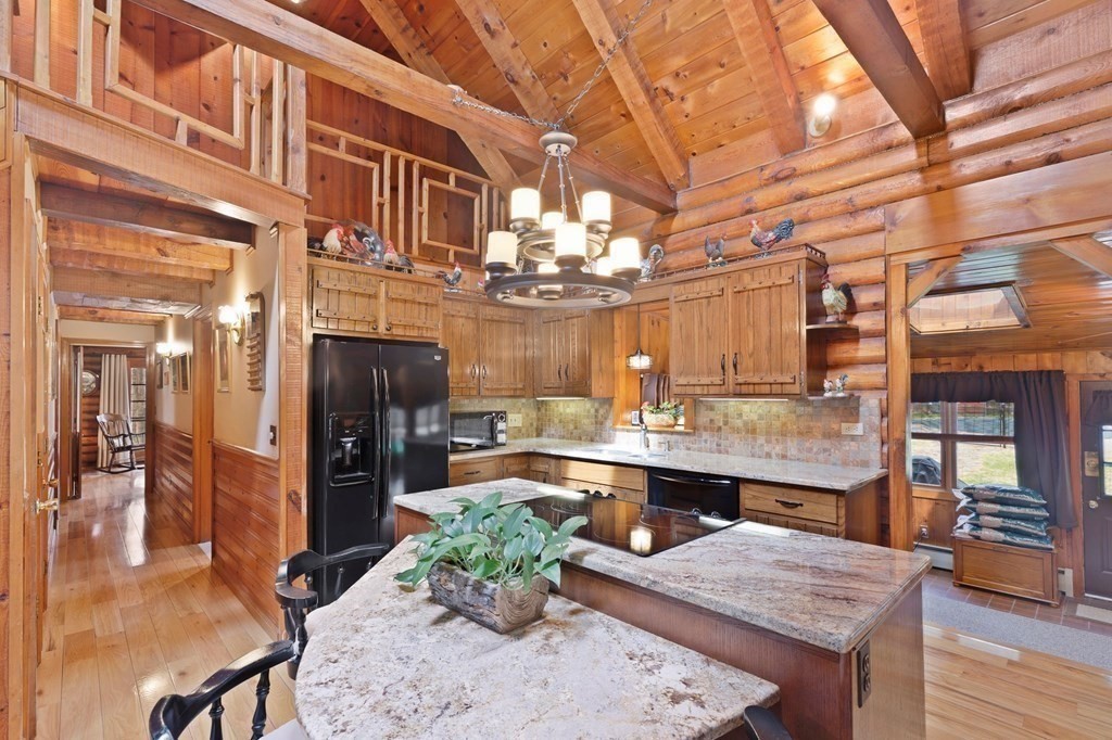 61 Bennett Road Hampden, MA 01036 - Photo 7 of 42