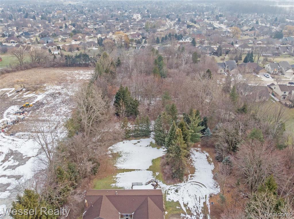 52470 Hayes Road Macomb, MI 48042 - Photo 2 of 25