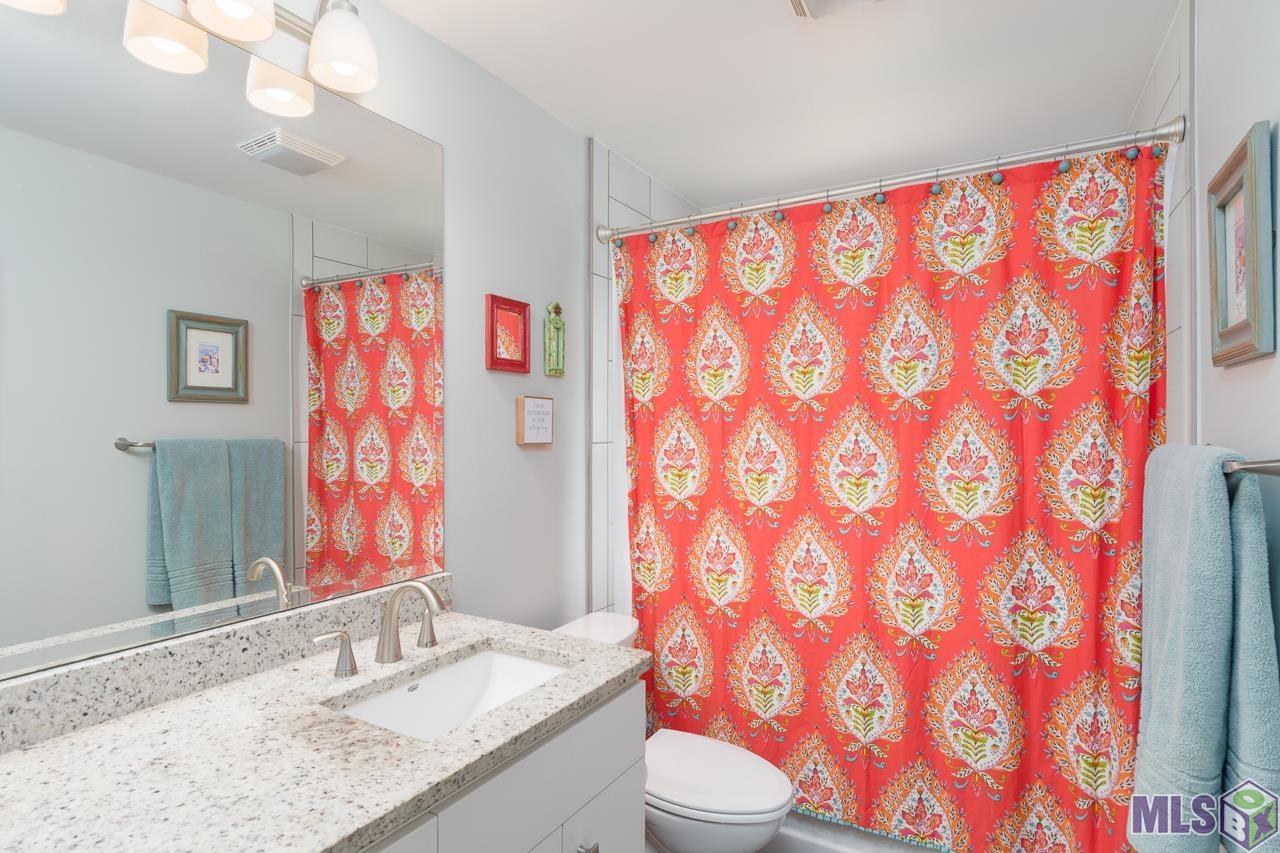 2955 Kleinert Avenue Baton Rouge, LA 70806 - Photo 24 of 33 Bathroom 3