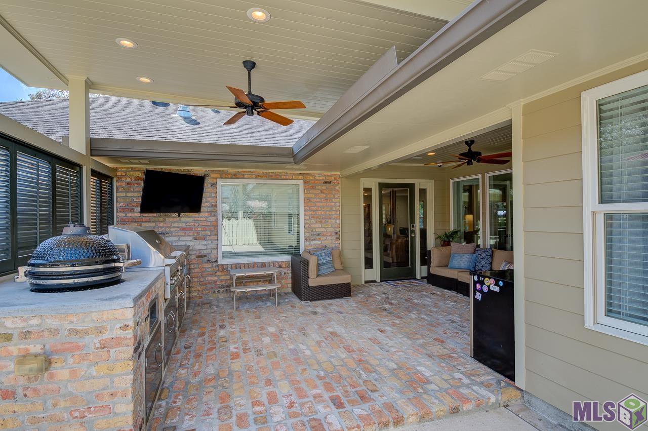2955 Kleinert Avenue Baton Rouge, LA 70806 - Photo 27 of 33 outdoor patio