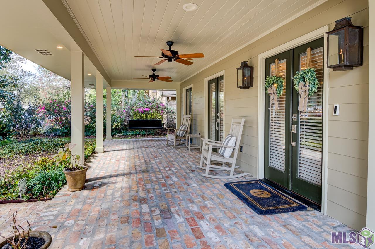 2955 Kleinert Avenue Baton Rouge, LA 70806 - Photo 3 of 33 front porch