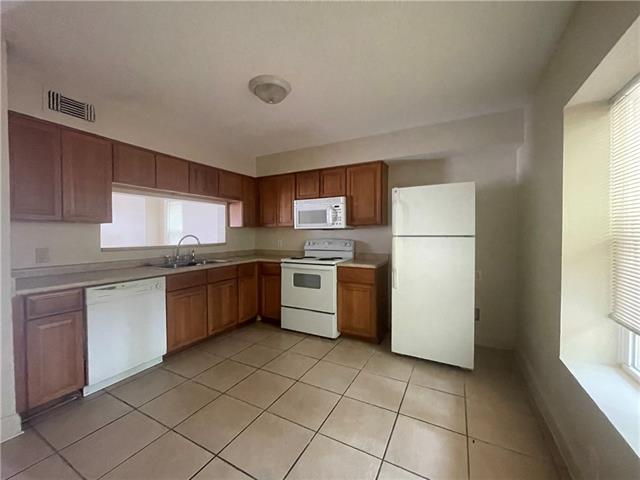 199 Kingspoint Boulevard Slidell, LA 70461 - Photo 2 of 18