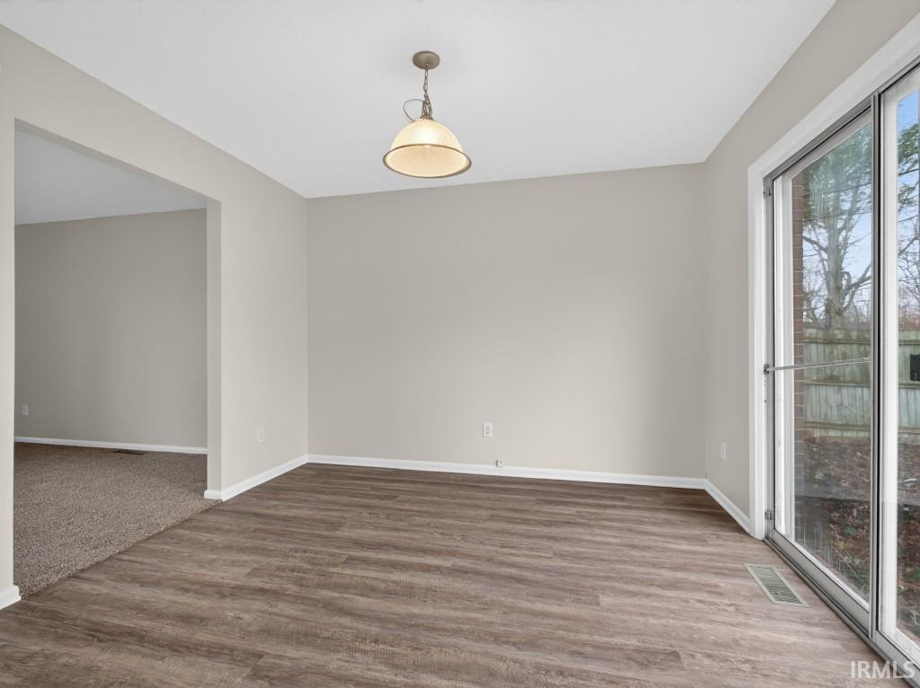 924 East Washington Center Road Fort Wayne, IN 46825 - Photo 11 of 32 Gallery Image 11