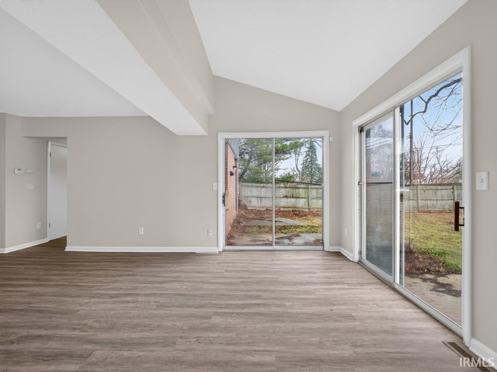 924 East Washington Center Road Fort Wayne, IN 46825 - Photo 18 of 32 Gallery Image 18