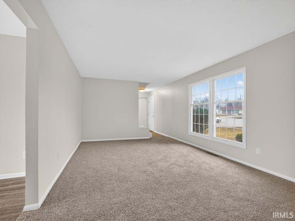 924 East Washington Center Road Fort Wayne, IN 46825 - Photo 8 of 32 Gallery Image 8