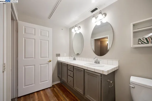 $325,000 | 701 Gibson Drive, Unit 1712, Roseville, CA 95678