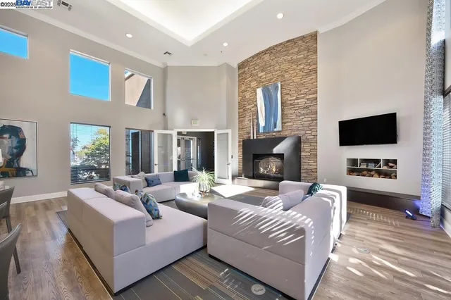 $325,000 | 701 Gibson Drive, Unit 1712, Roseville, CA 95678