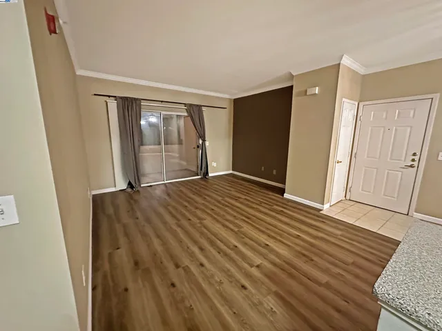 $325,000 | 701 Gibson Drive, Unit 1712, Roseville, CA 95678